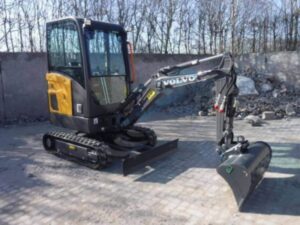 Мини экскаватор Volvo EC 18D